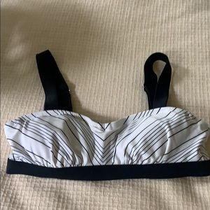 Athleta bikini top size 34B/C